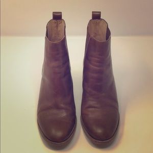 Great condition tan madewell booties